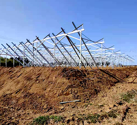 Montagem de fazenda solar de 700 KW no Japão